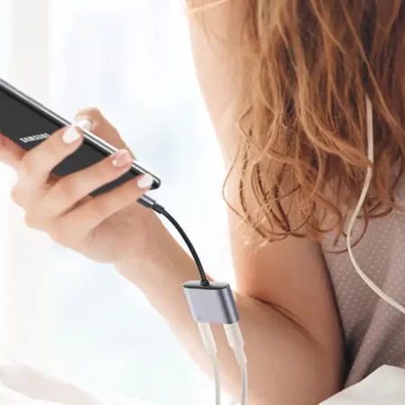 UGREEN CM231 USB-C na 3.5mm i USB-C Audio Adapter (Sivi)