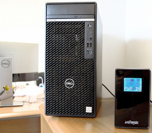 EG-UPS-033 Gembird UPS sa stabilizatorom 1200VA 720W LCD - Slika 3