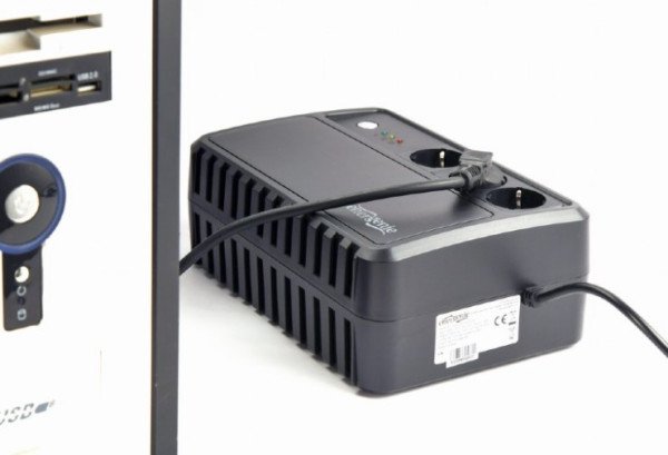 EG-UPS-3SDT800-01 Gembird UPS sa stabilizatorom 800VA 480W 3xschuko - Slika 4
