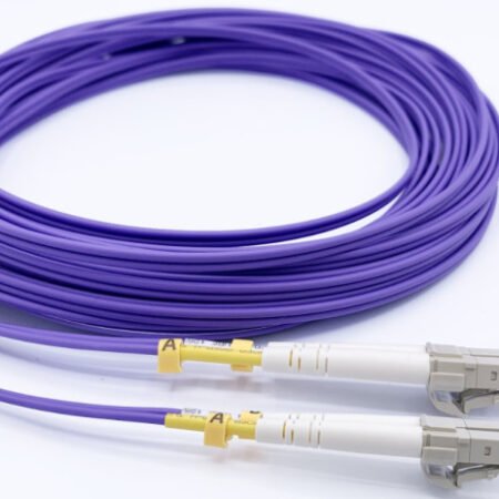 FO LC/UPC - LC/UPC MM 3M OM4 DX Purple