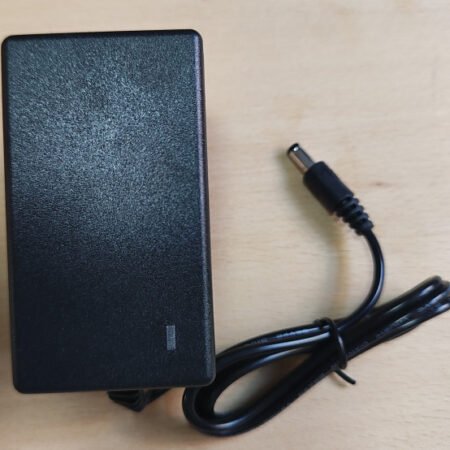 NPA-AC19010 Gembird 19V/1A 19W, Coper punjac sa uzemljenjem, konektor 5.5x2.5/2.1mm