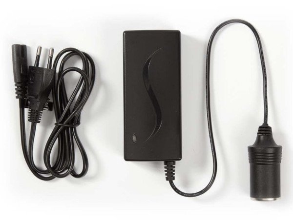 POCO100 DC konverter sa 230V AC 50 Hz na 12V DC Cigar uticnica, 60W, Utikaè sa uzemljenjem, Crna