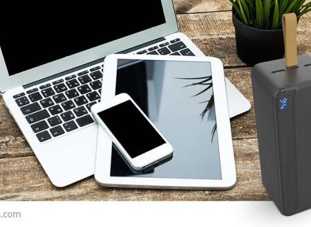 PBKPD20W325BK Powerbank, 30000mAh, 1xUSB-C, 2xUSB-A, PD3.0 20W, Lithium-Polymer, Display