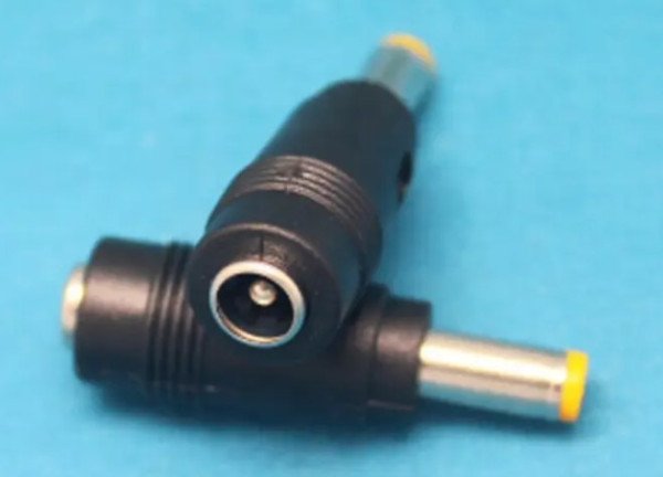 NPC-5.2x2.5mm 5.5x1.7mm DC to DC 20V Connector (E) (prodaje se na komad)