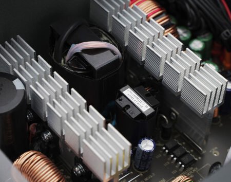 DeepCool PF500X Napajanje 80PLUS 500W 1x 20+4pin, 2x4pin, 1x PCI-E(6+2)x2, 1xEPS 8pin(4+4), 120mm