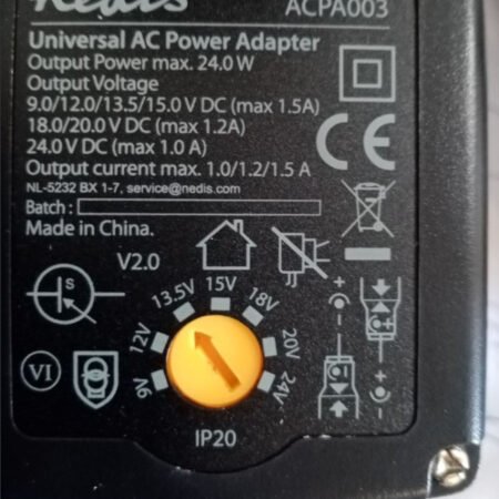 ACPA003 Universal AC Power Adapter 24W, 9-24V DC 1.80m 1.0-1.5A 6plug(s) Black